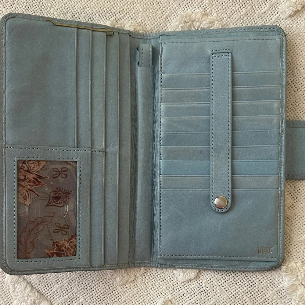 HOBO Classic Blue Wallet - Picture 3 of 4